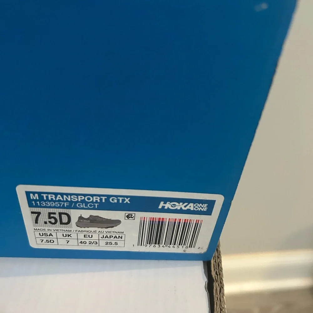 Hoka M Transport GTX size 7.5 tie free sneakers